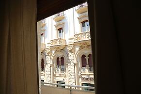 Dimi House