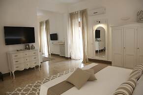 Dimi House
