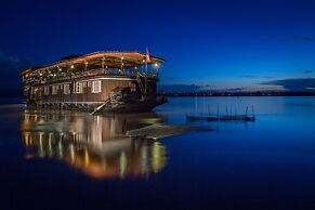 The Vat Phou Cruise