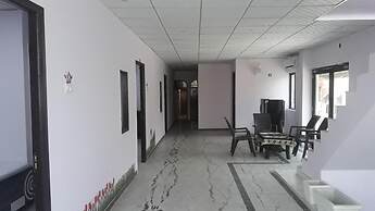Rajdhani guest house