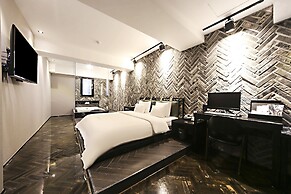 Masan Almond Hotel