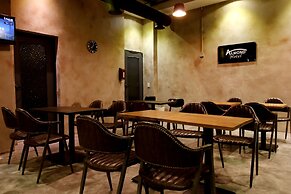 Masan Almond Hotel