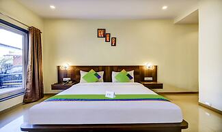 Treebo JP Cottage with Swimming Pool