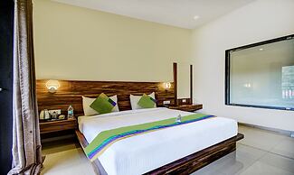 Treebo JP Cottage with Swimming Pool