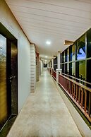 Treebo JP Cottage with Swimming Pool