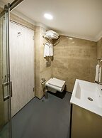 Orya Hotel