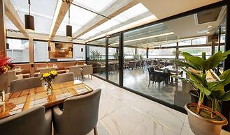 Orya Hotel