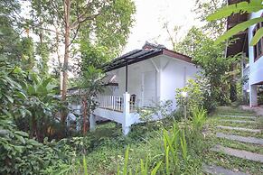 OYO 75353 Loy Chalet Resort