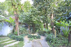 OYO 75353 Loy Chalet Resort