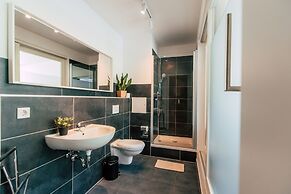 Luga Homes – Stadthaus