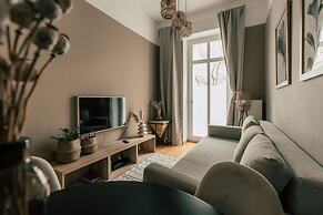 Luga Homes – Stadthaus