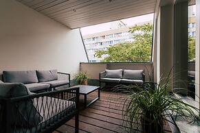Luga Homes – Stadthaus