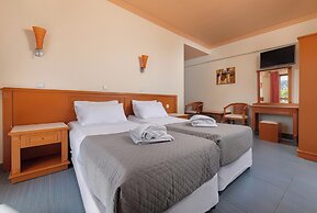 Aquarius Beach Hotel