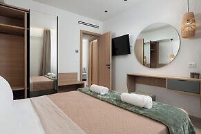 Aquarius Beach Hotel