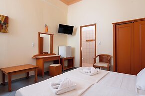 Aquarius Beach Hotel