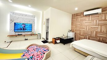 Happiness Yes Inn