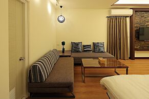 Happiness Yes Inn