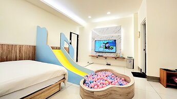 Happiness Yes Inn