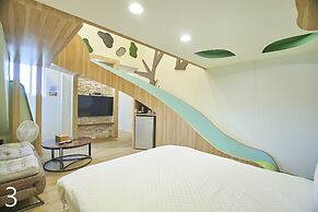 Happiness Yes Inn