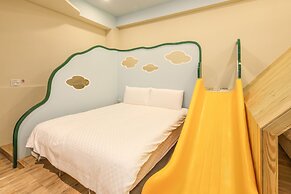 Happiness Yes Inn
