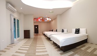 Happiness Yes Inn
