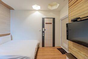 Happiness Yes Inn