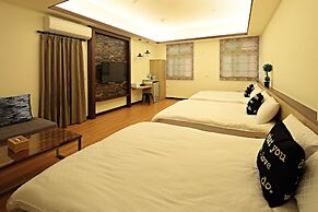 Happiness Yes Inn