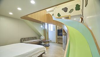 Happiness Yes Inn