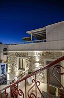 Naxos Center Houses