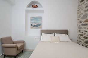 Naxos Center Houses