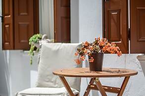Naxos Center Houses