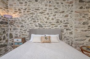 Naxos Center Houses