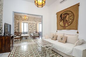 Naxos Center Houses