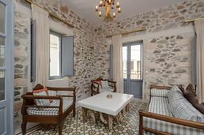 Naxos Center Houses