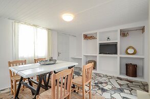 Naxos Center Houses