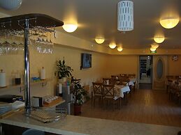 Guest House Avrora