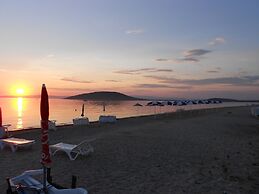Ceyf Motel