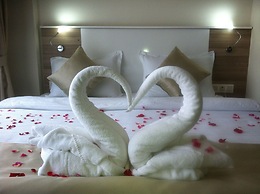 Bayrambey Otel
