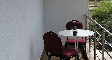 Bayrambey Otel