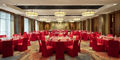 HUALUXE Ningbo Harbor City by IHG