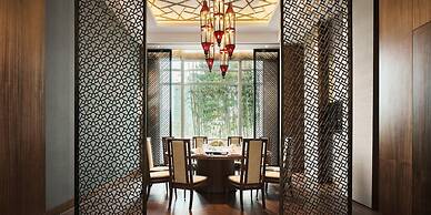 HUALUXE Ningbo Harbor City by IHG