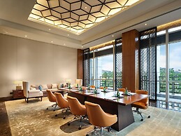 HUALUXE Ningbo Harbor City by IHG