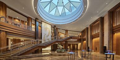 HUALUXE Ningbo Harbor City by IHG