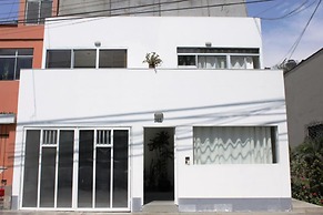 Monterrico Suites Hotel