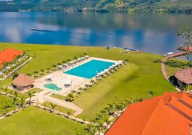 Bella Terra Laguna Azul Resort & Spa