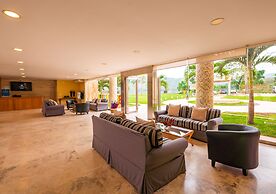 Bella Terra Laguna Azul Resort & Spa