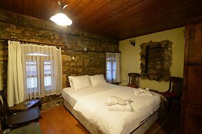 Hotel Yorgo Seferis