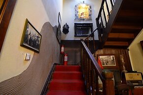 Hotel Yorgo Seferis