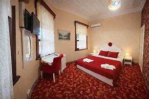 Yalı Hotel