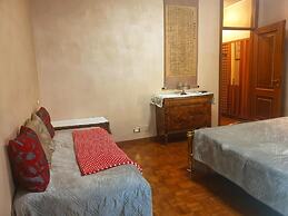 Villa Marisa bed breakfast and books